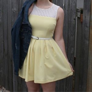 🔥🌻daisy dress🌻